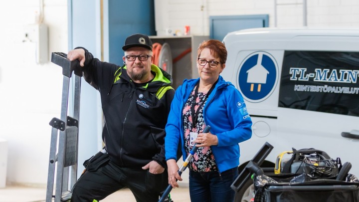 Leena Paananen ja Pasi Lamberg TL-Maintilta